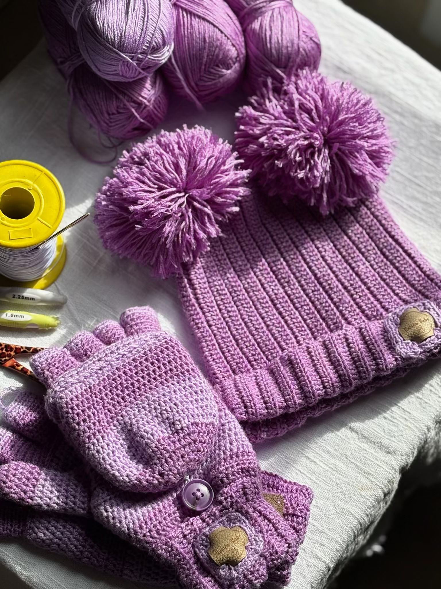 Virelle Pom Set