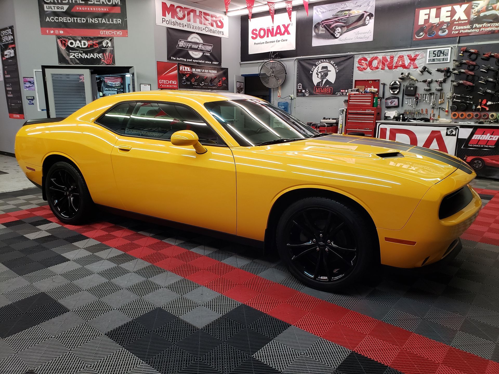 ceramic coating for a yellow challenger