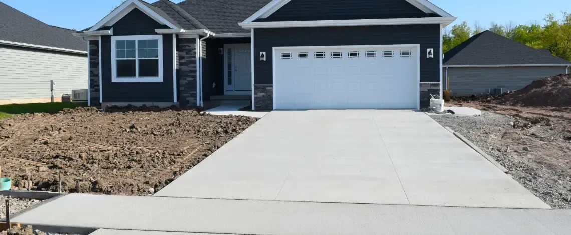 concrete vs pavers kentucky driveways walkways