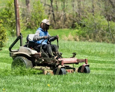 lawn mowing and grass cutting in richmond ky