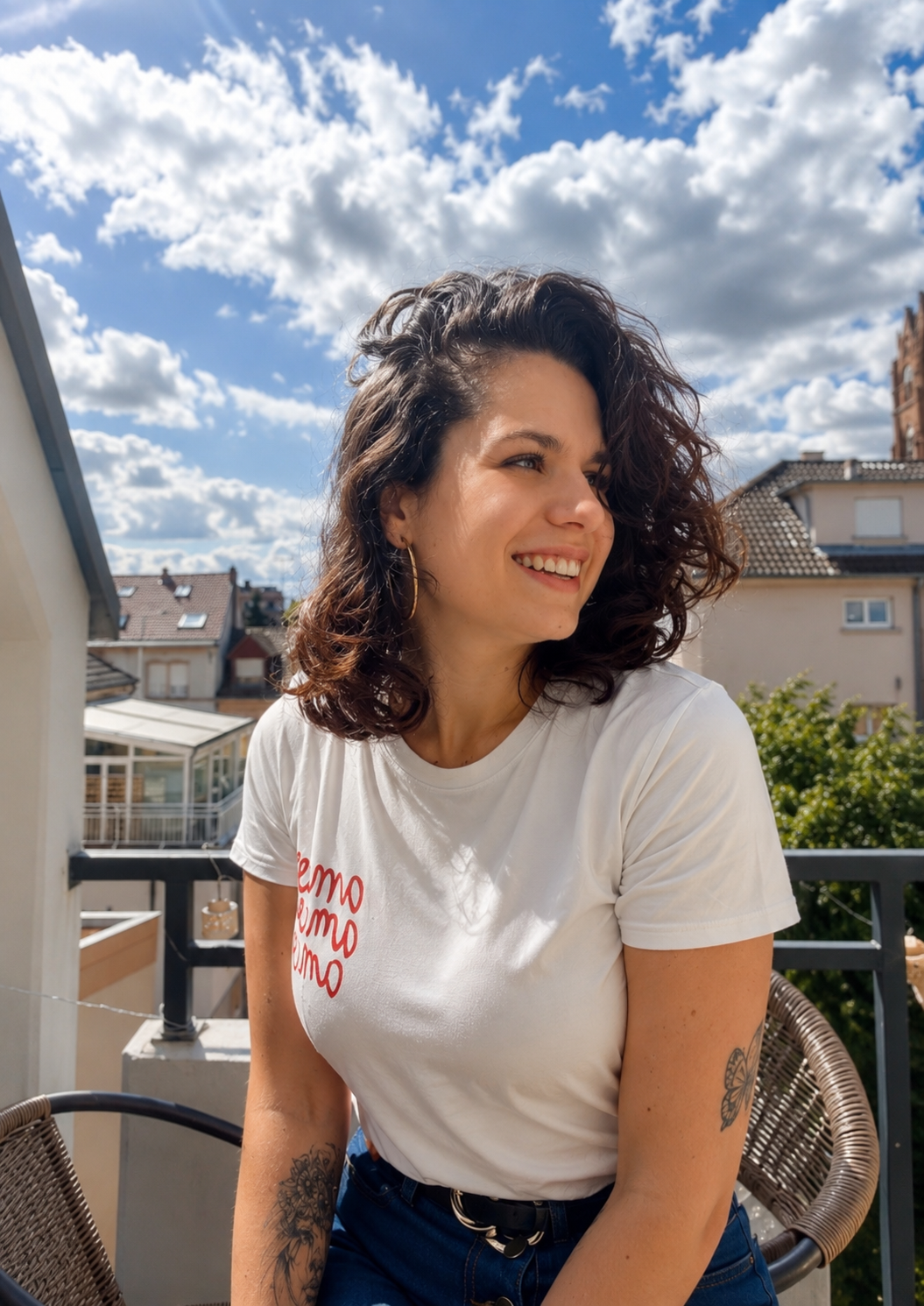 photographie d'une masseuse LEA MASSAGE
d'une femme ; Massage dos, massage détente, massage tonique, massage bien être, massage sur mesure, massage relaxant, massage visage colmar, ribeauvillé, horbourg wihr, wintzenheim