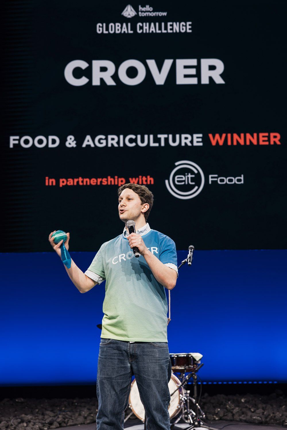 Crover wins Hello Tomorrow award (2)