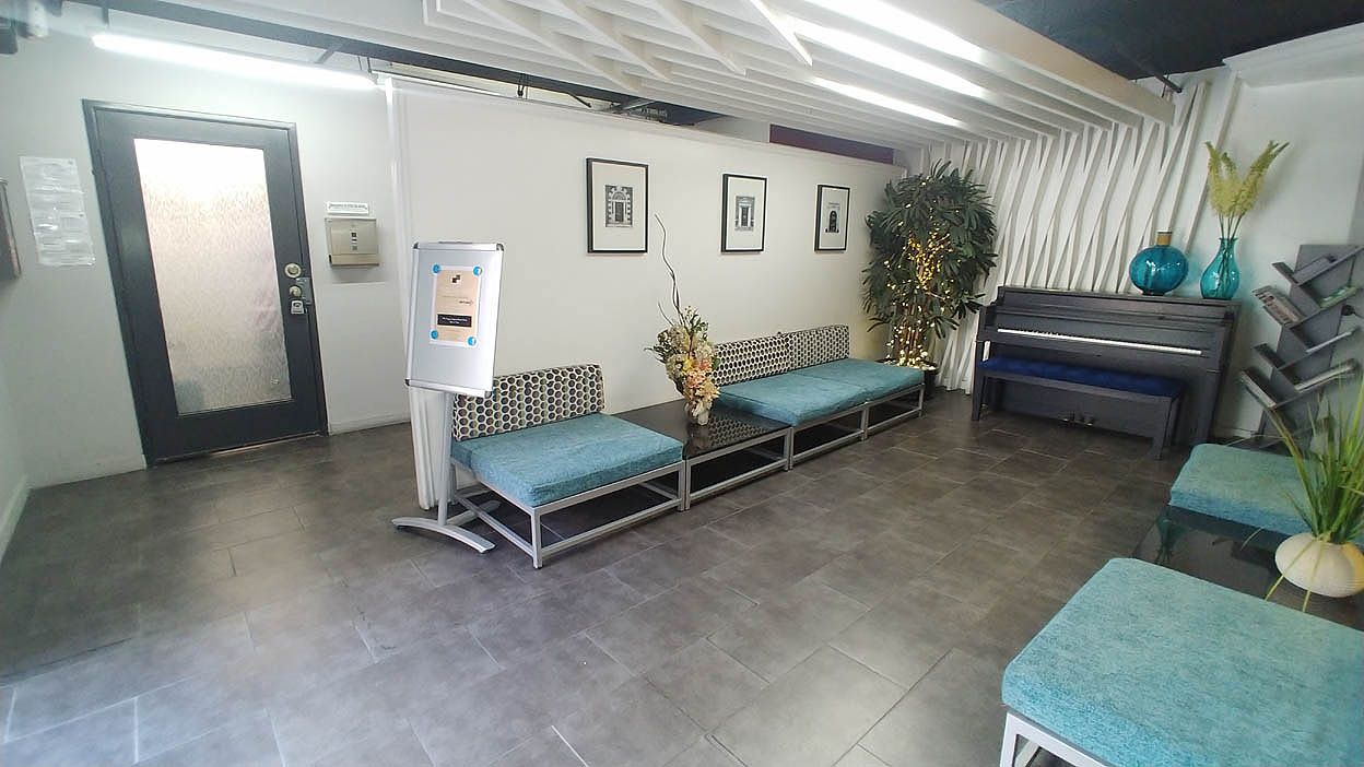 Villa De Adel B.A. Management