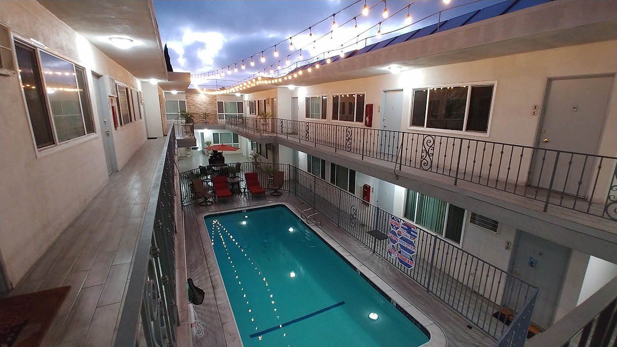 the edgemont pool