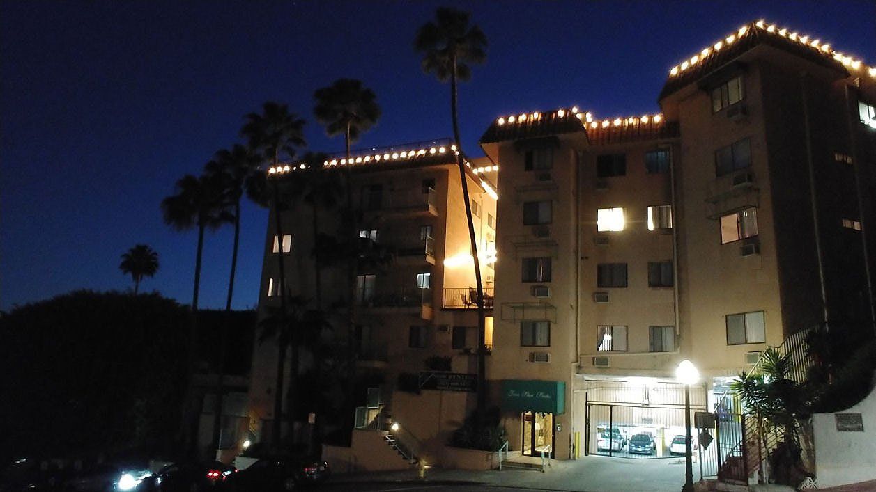 five star suites exterior