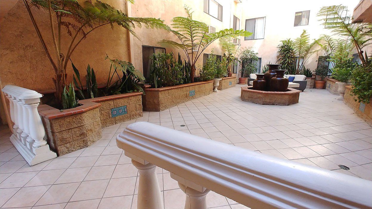 five star suites interior