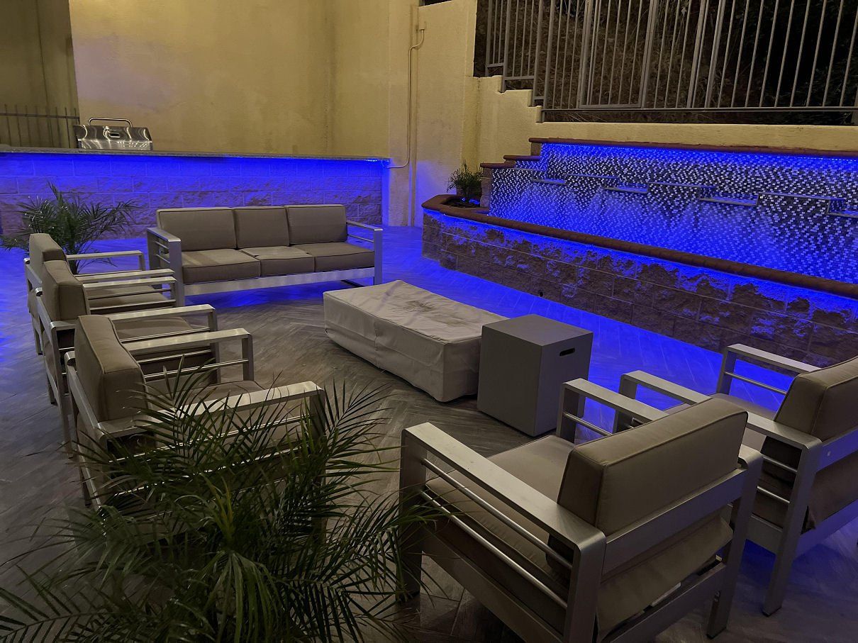 acre heights lounge