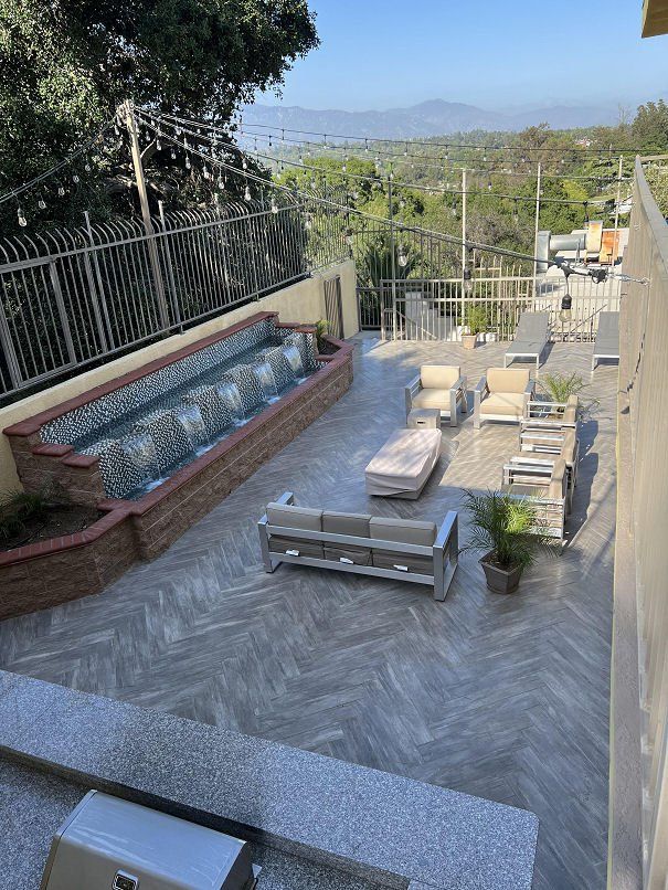 acre heights lounge