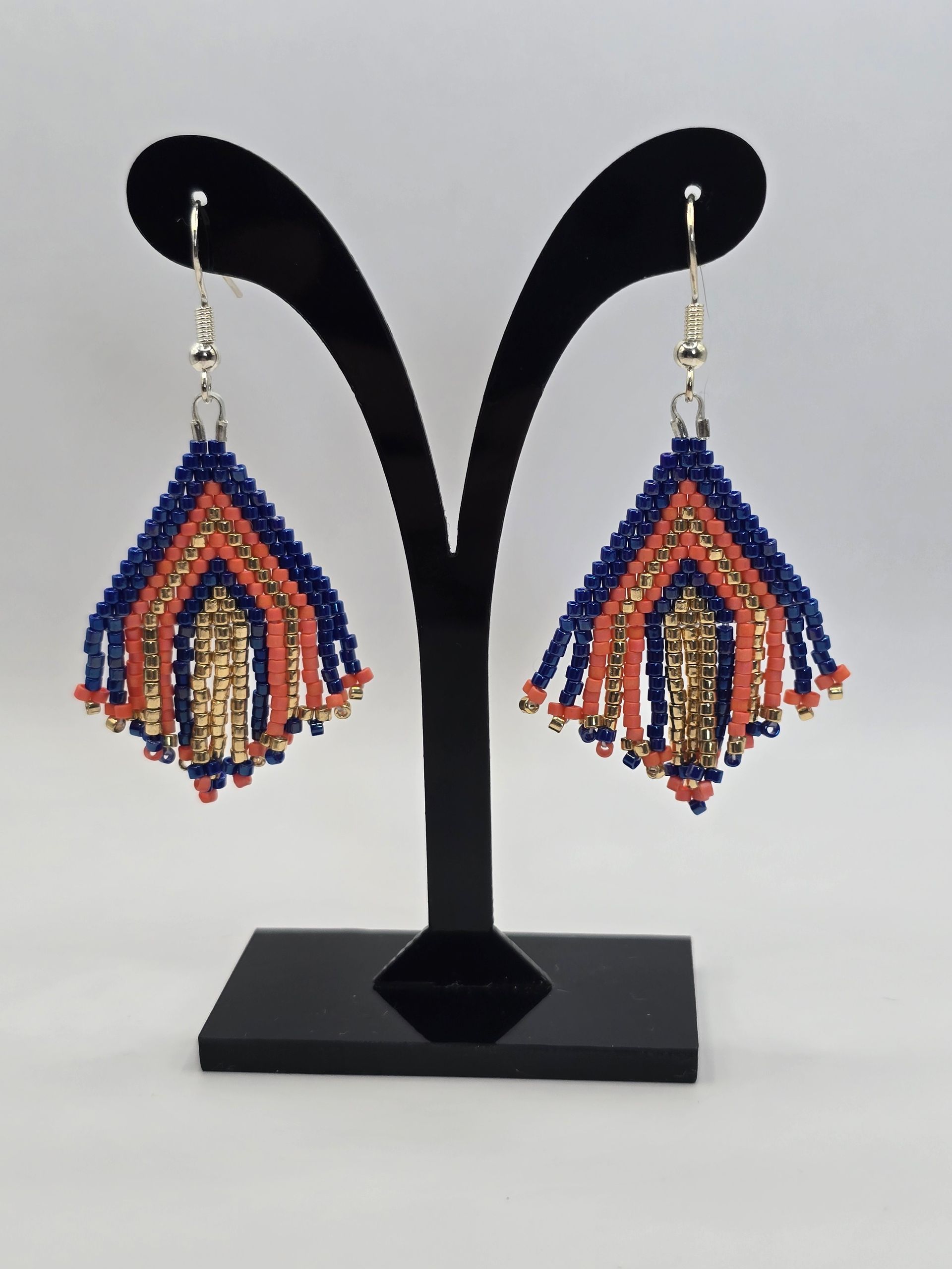 goud, koraal en blauwe fringe oorbellen