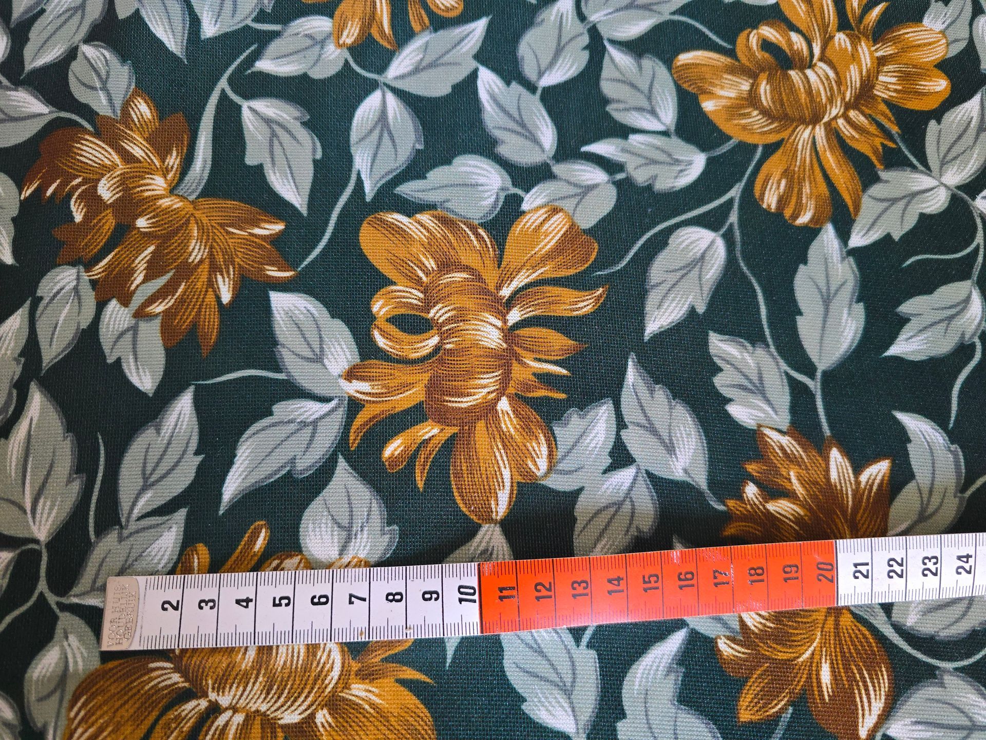 Trevira 2000 Groene bladeren met bruine bloemen