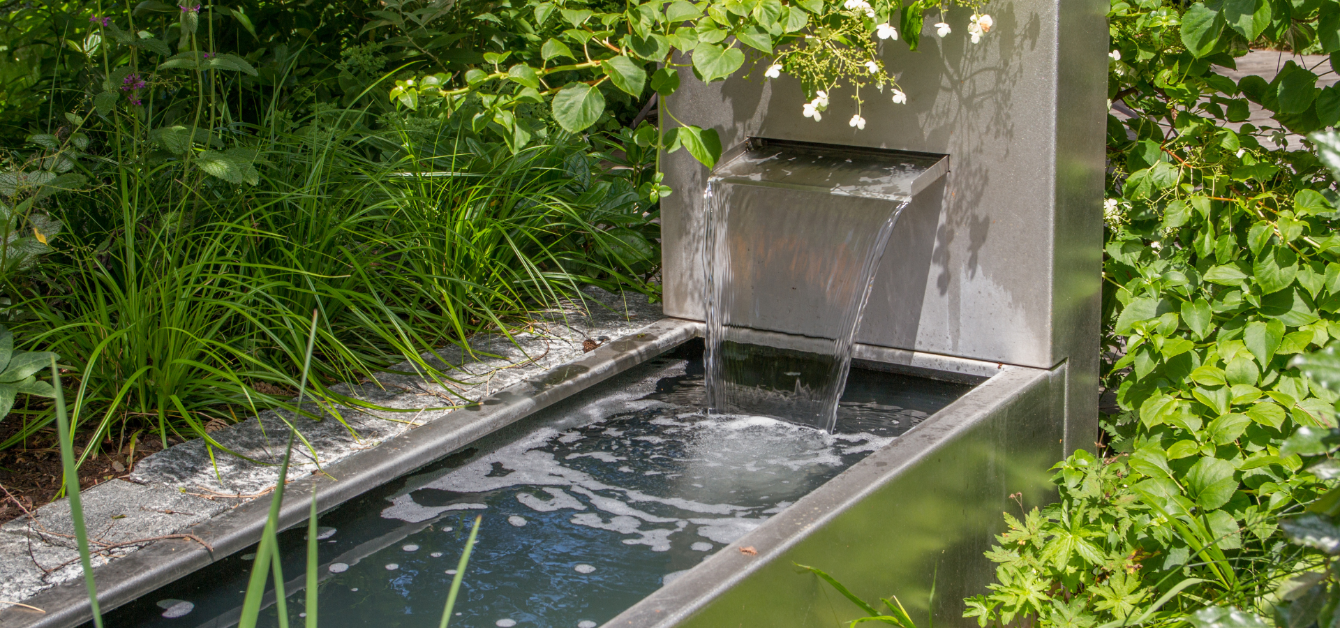 Water fountain in a garden in Louisville