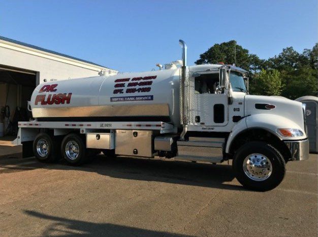 Dr. Flush Truck | Woodruff, SC | Dr. Flush Inc. Dr. Flush Truck | Woodruff, SC | Dr. Flush Inc.