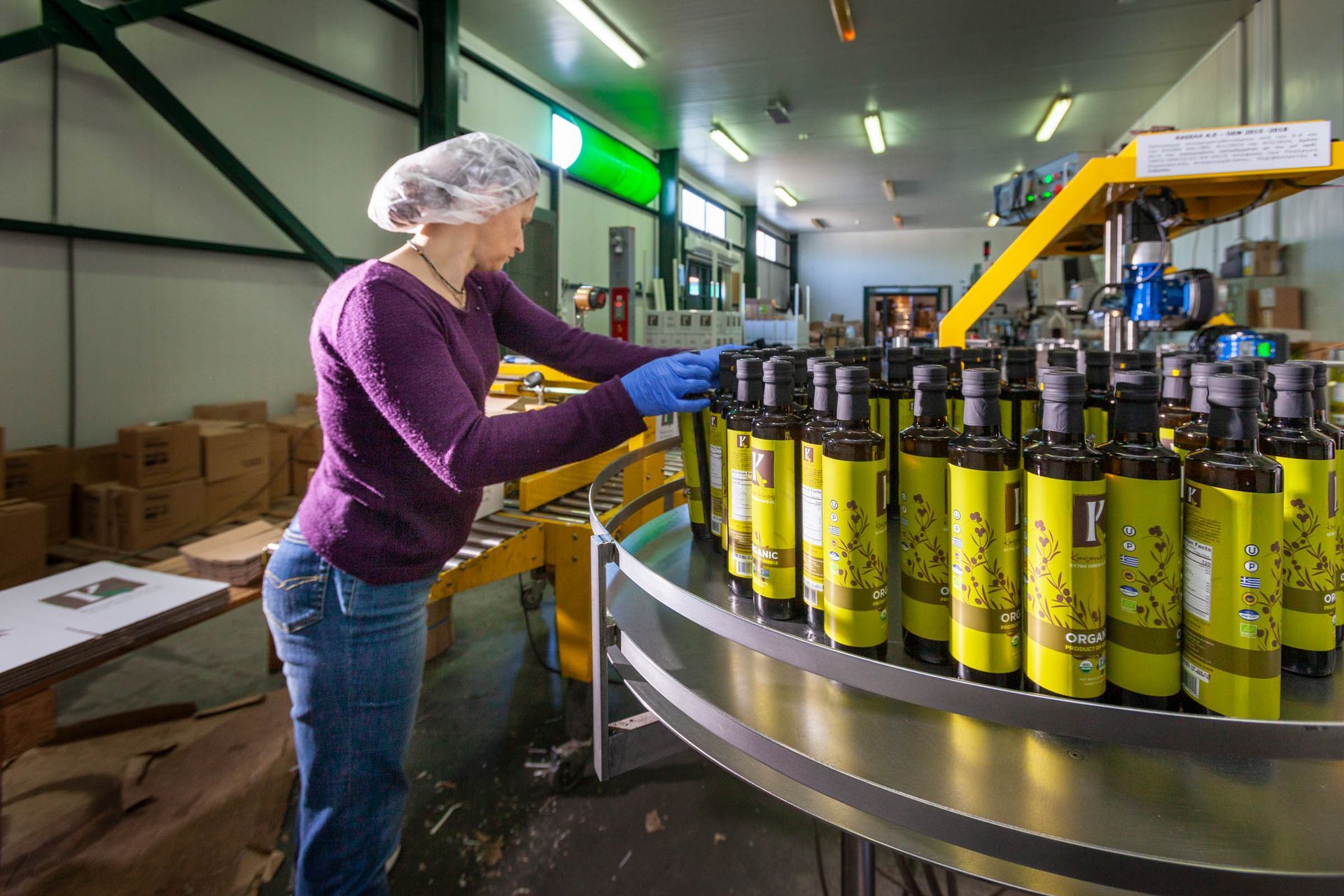 Bottles moving through the Kasan production line