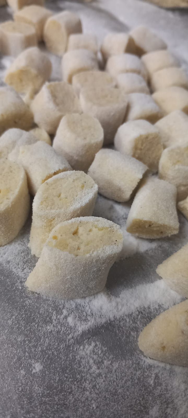orecchiette pomodorini e rucola