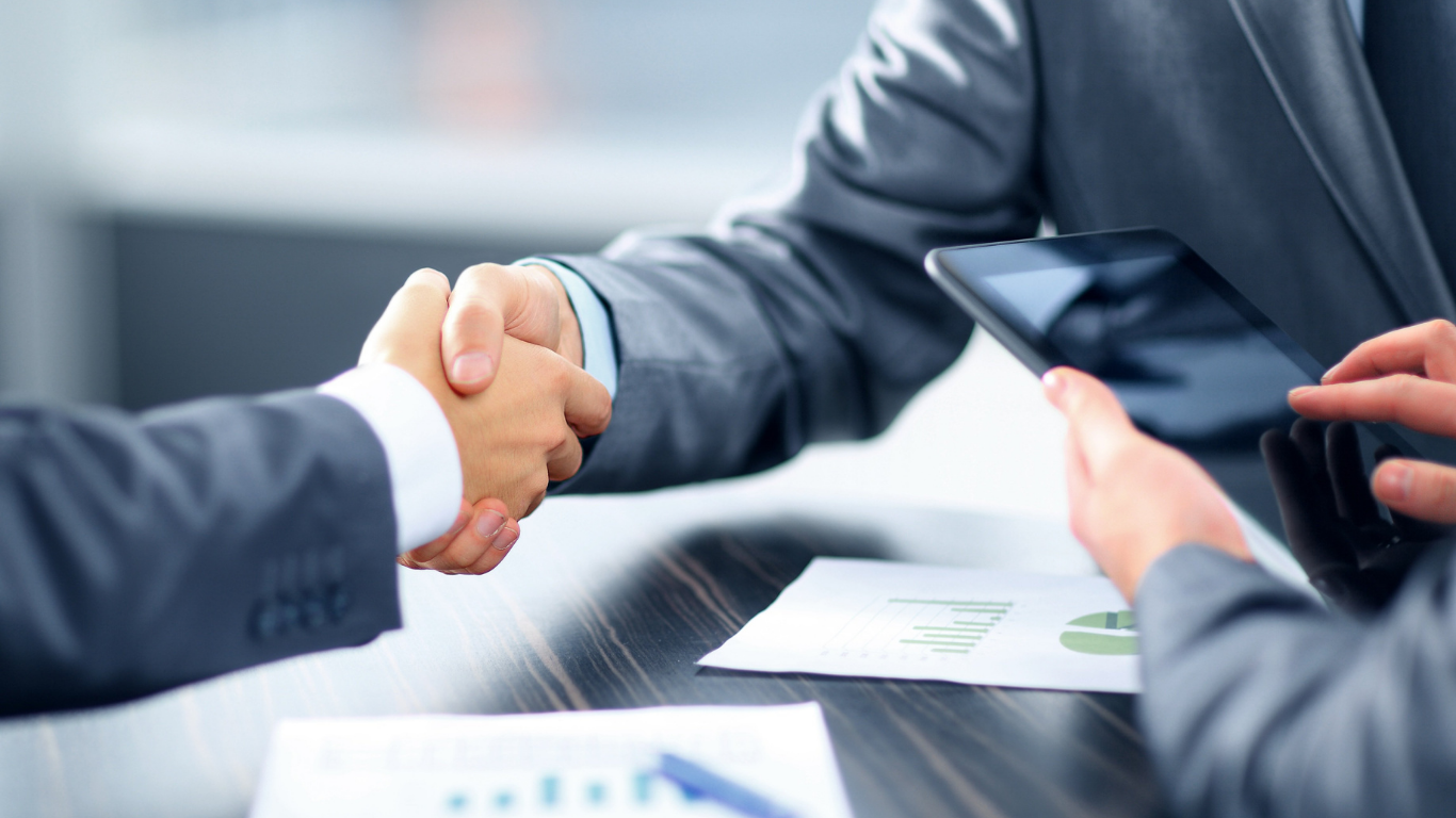 The four reasons an agreed business sale falls apart in due diligence: news that surfaces late, financing that does not clear underwriting, undisclosed customer concentration, and minor findings used as leverage.