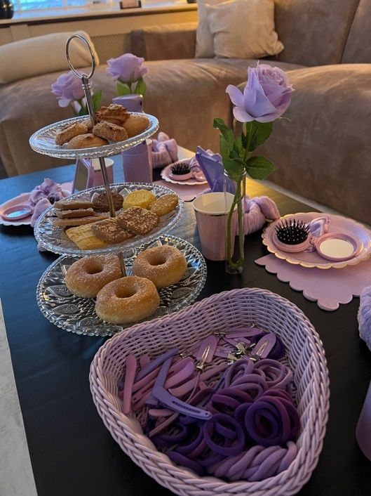 Purple hair party