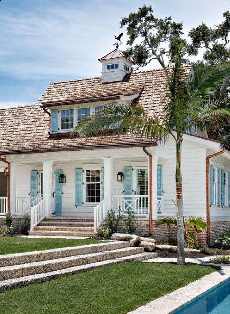 Breezy home in Southwest Florida with palm trees, typical of the top places to live in Florida.