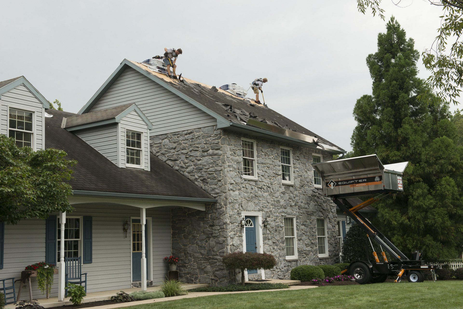 Shingle Roofing — Rochester, NH — New England Roofing Shingle Roofing — Rochester, NH — New England Roofing
