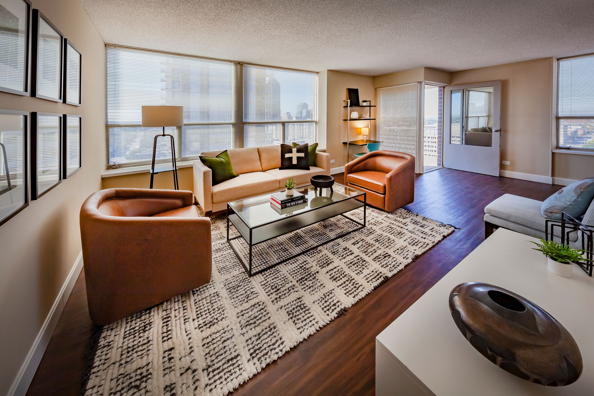 Riley Towers Spacious Apartments in Indianapolis, IN