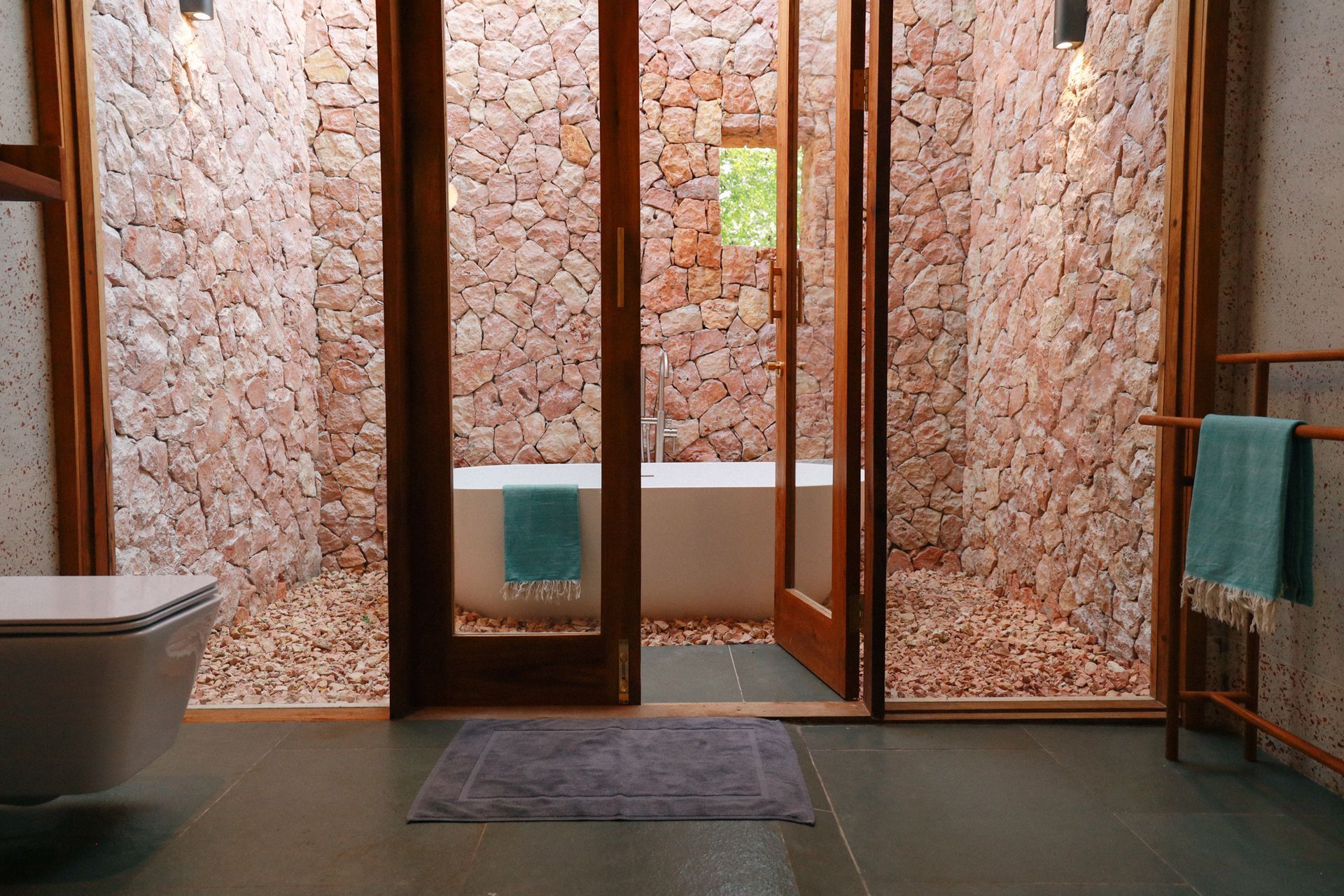 Julia first floor bathroom and open air bathtub