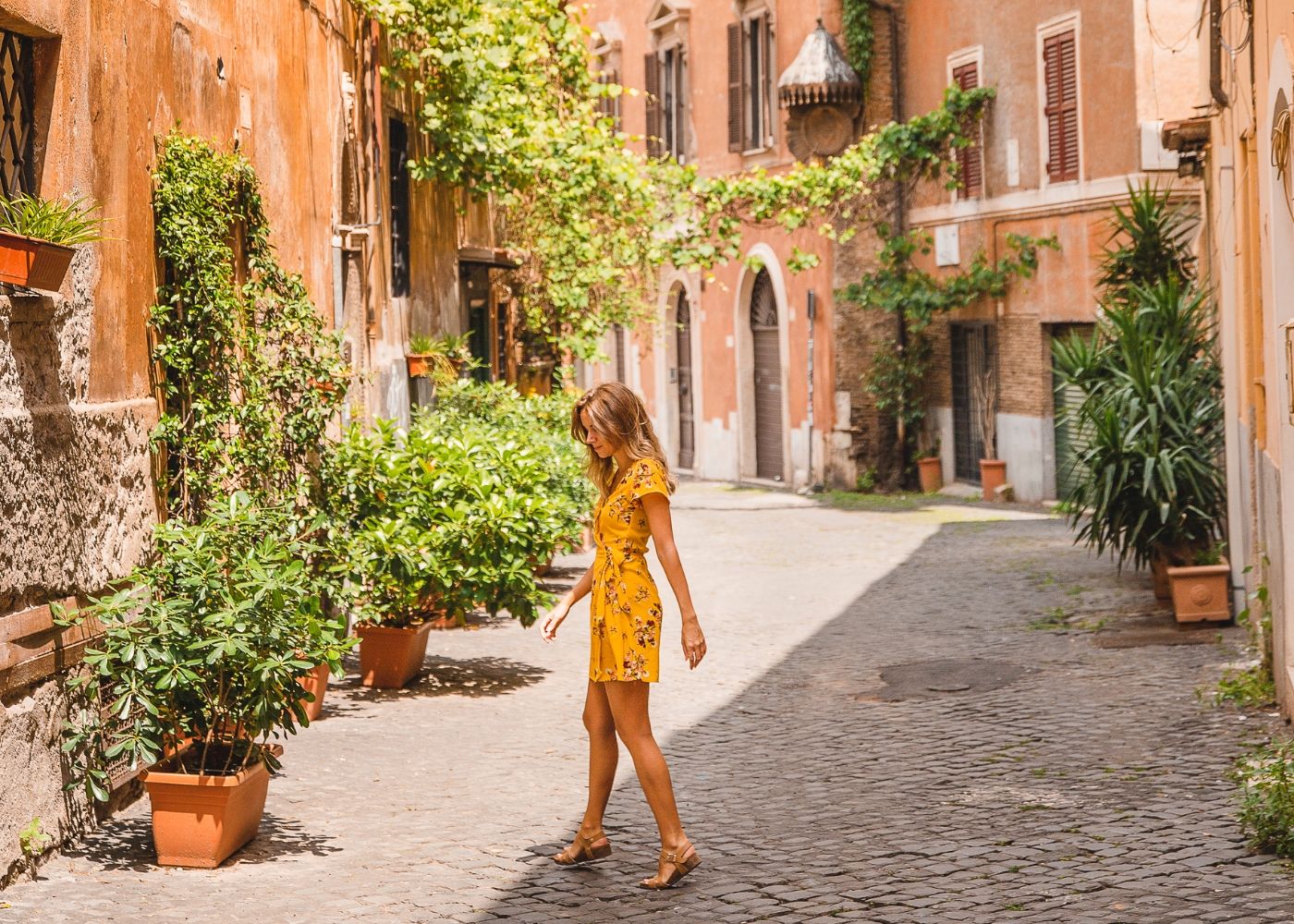 4 Neighborhoods to Visit in Rome, Italy