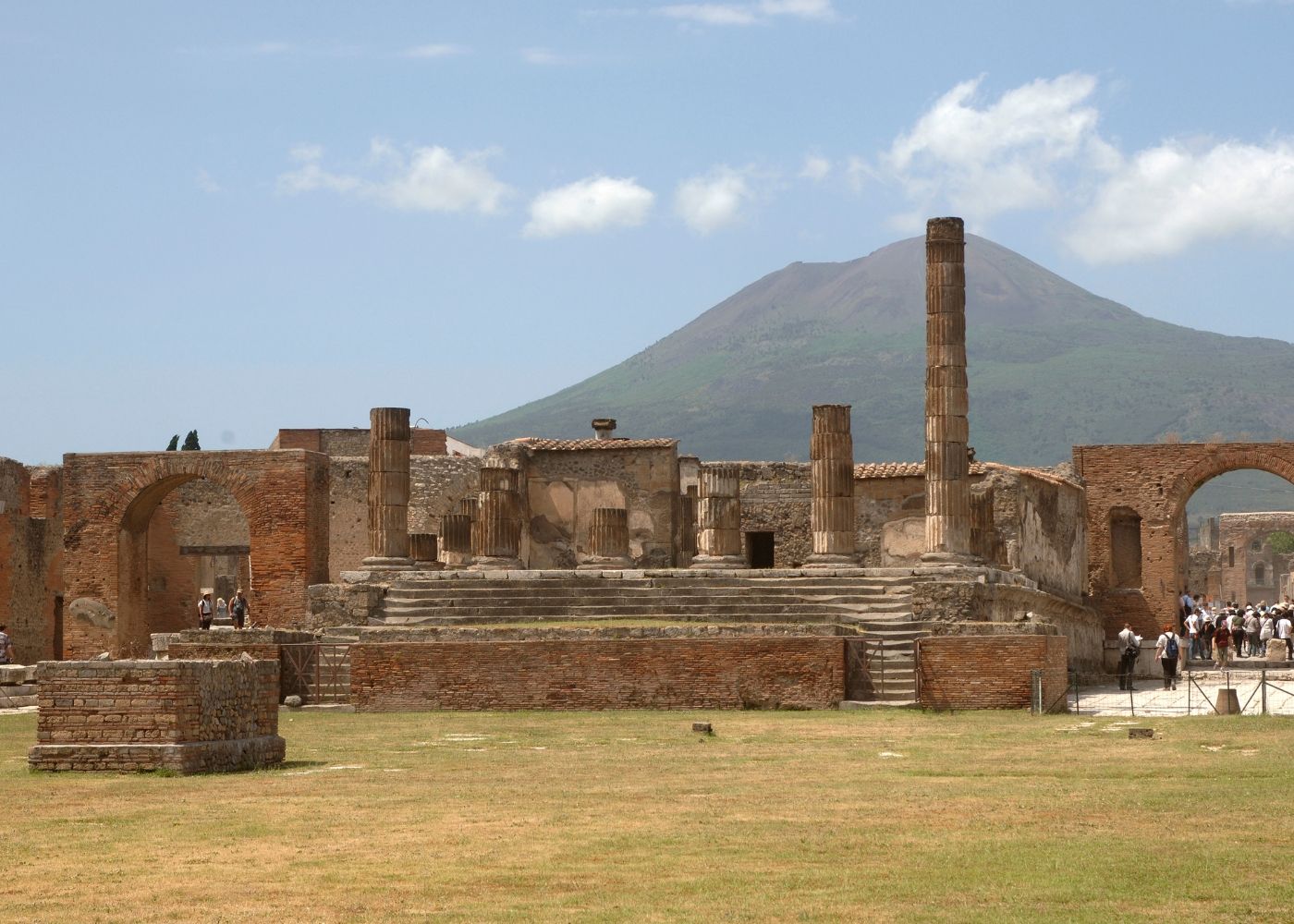 pompeii-napoli-ruin-vesuvius