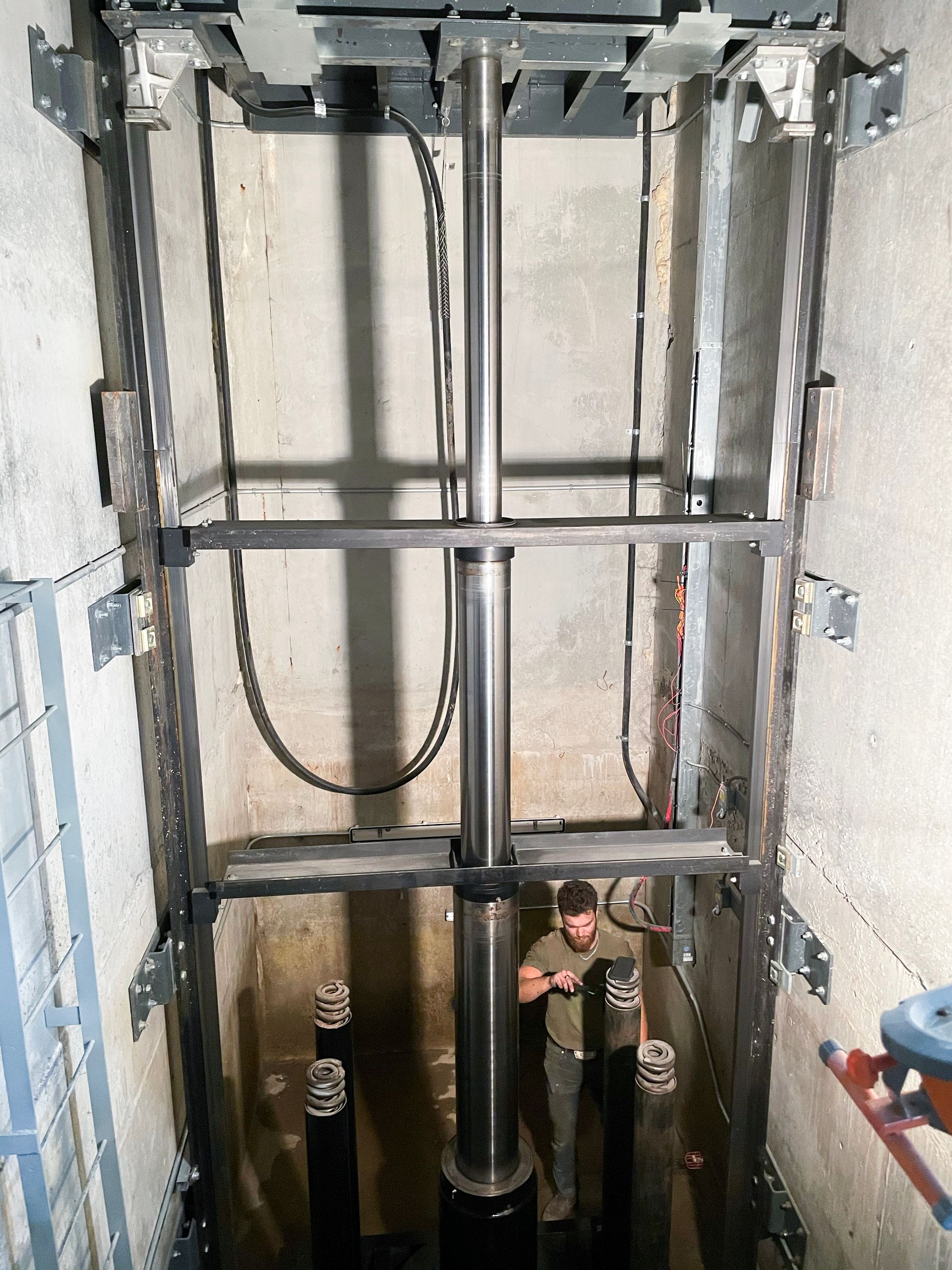 Accessibility Lift Mississauga | Automotive Lift Mississauga
