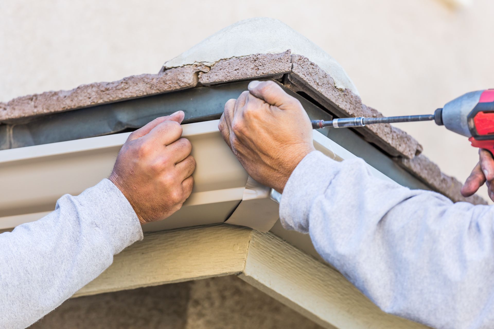 gutter repair near me