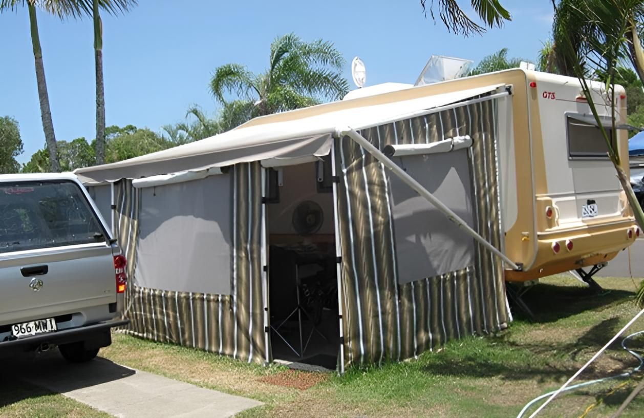 Camper Trailer Setup — Glenvale Canvas Pty Ltd in Wilsonton, QLD