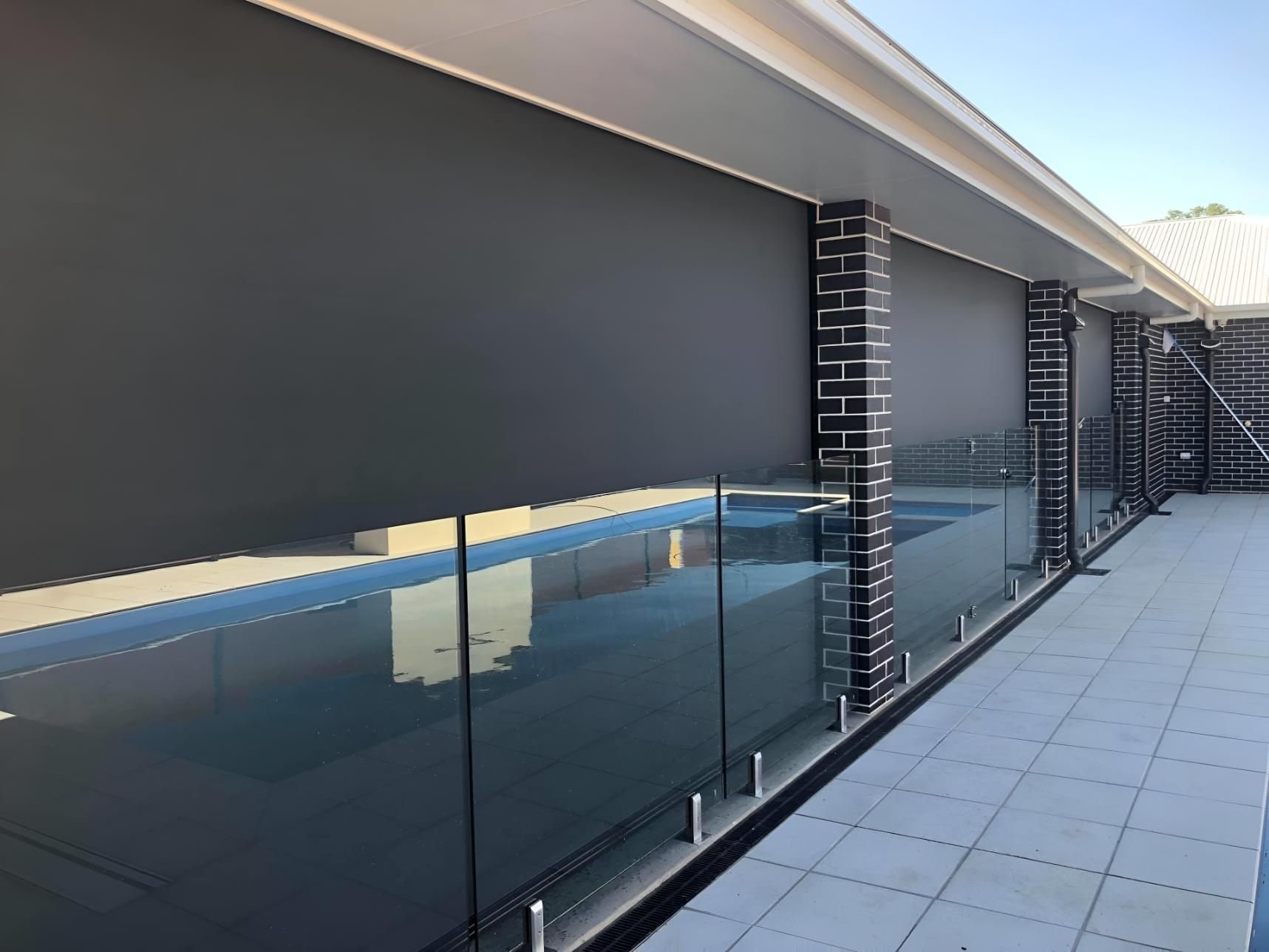 House With an Outdoor Blinds — Glenvale Canvas Pty Ltd in Wilsonton, QLD