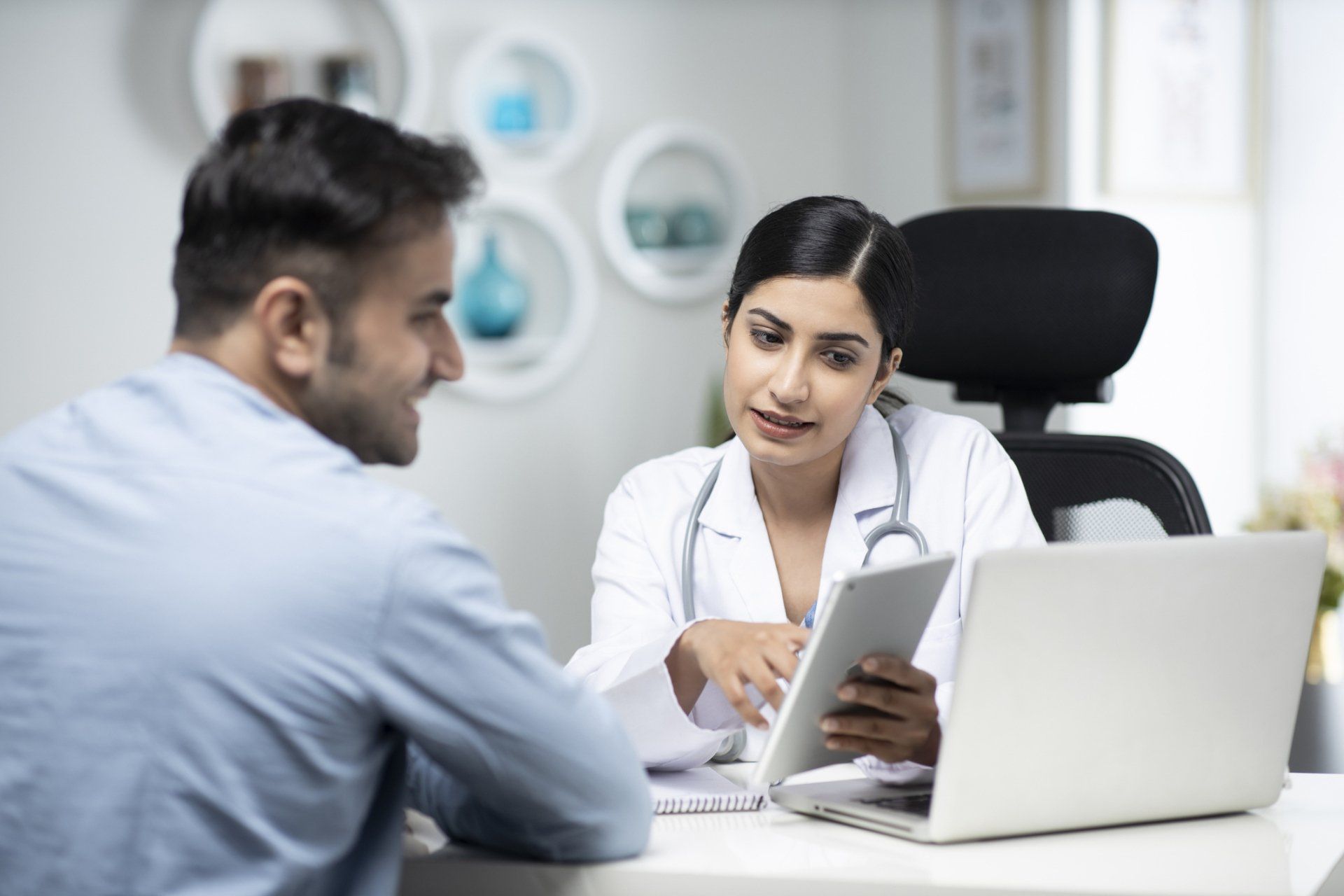 Nurse Writing Down Sugar Level Result — Ramsey, MN — Midwest Paramedical Nurse Writing Down Sugar Level Result — Ramsey, MN — Midwest Paramedical
