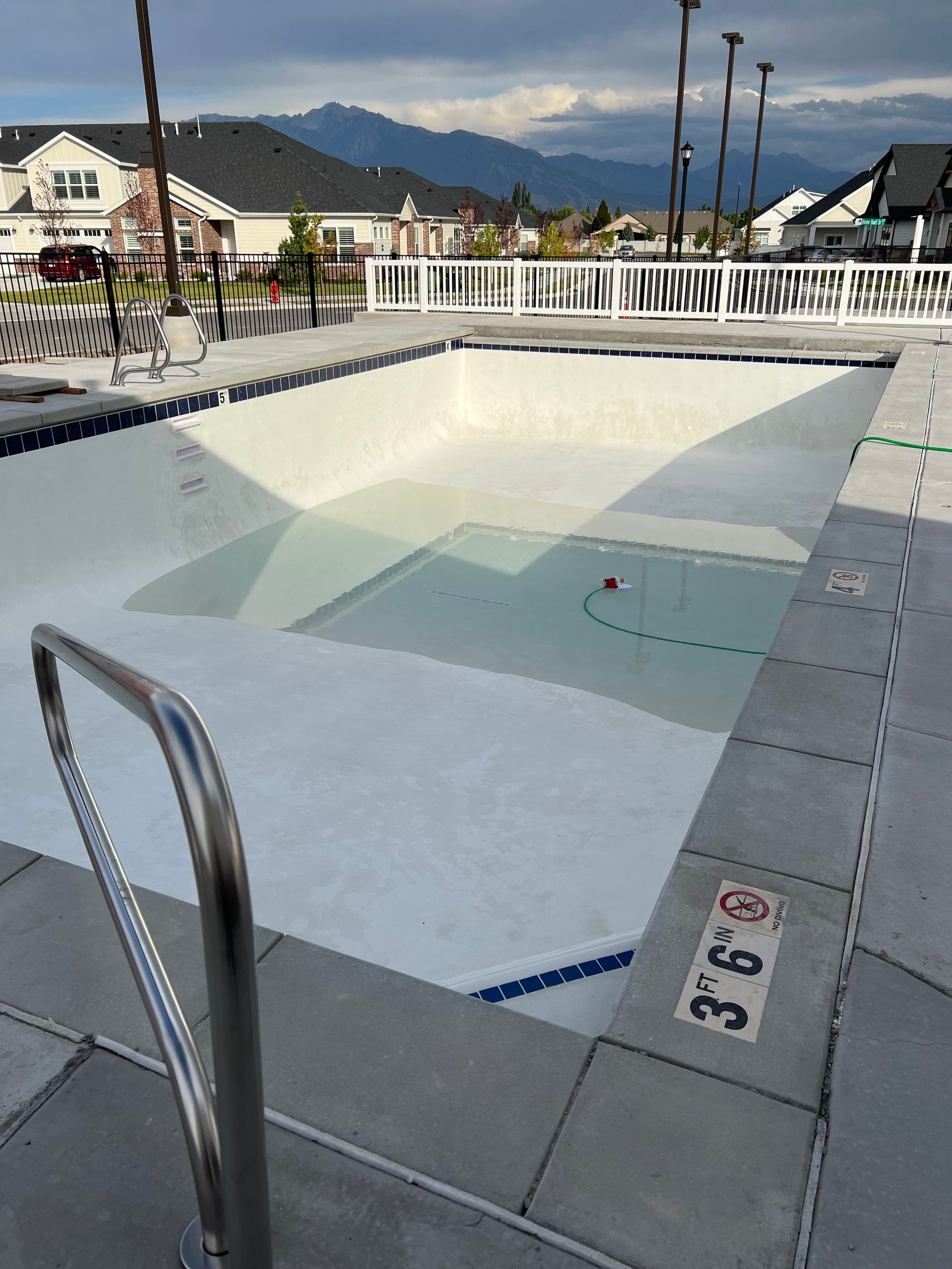 pool gate
