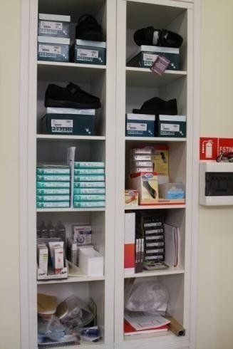 Esposizione di calzature ortopediche