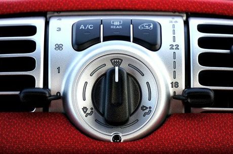 $10 OFF OIL CHANGE SERVICE