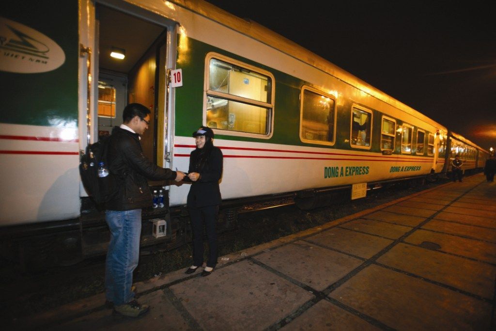 Travel Logistics (Hanoi ↔ Sapa in April)