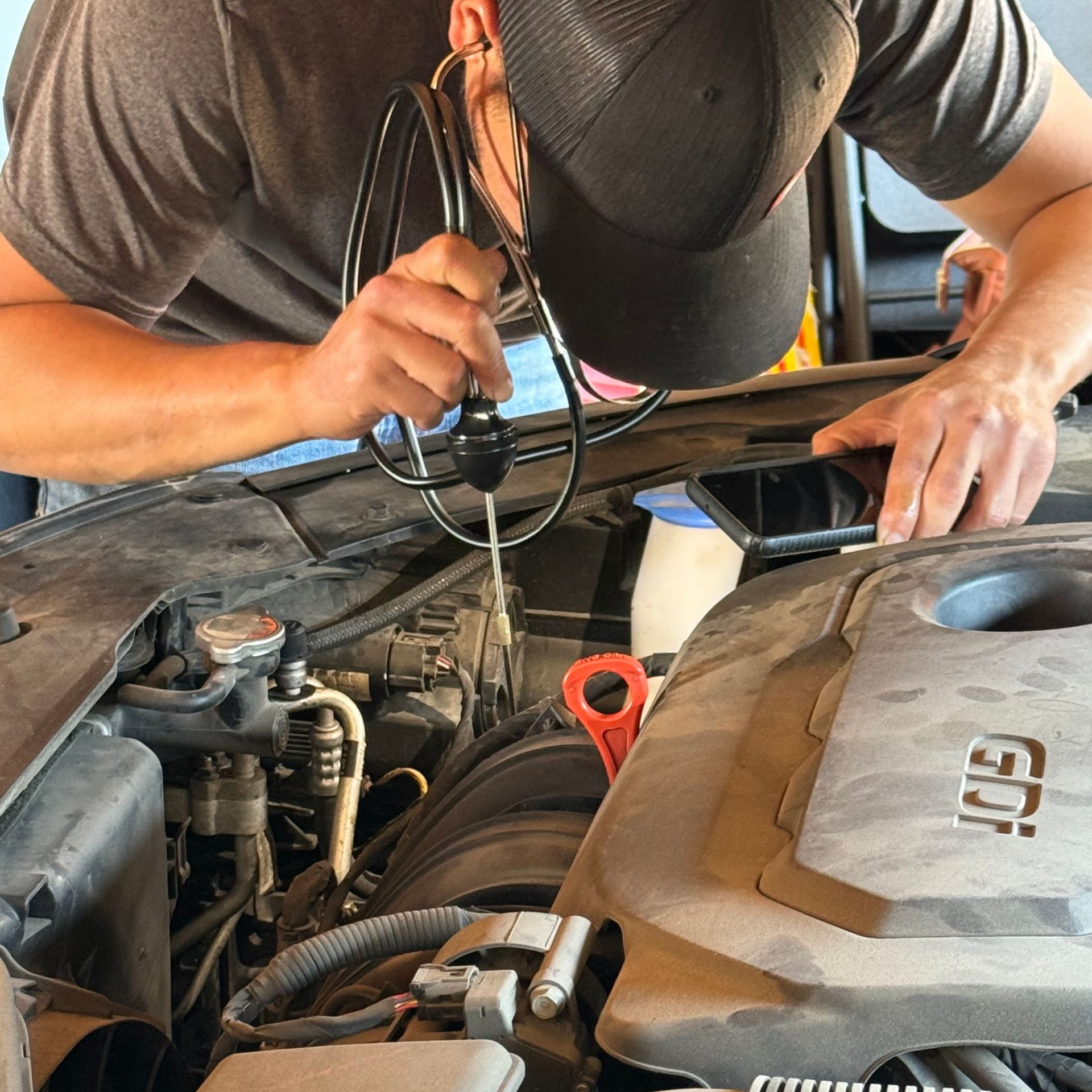 Advanced vehicle diagnostics and under-hood repair by Hector mobile mechanic