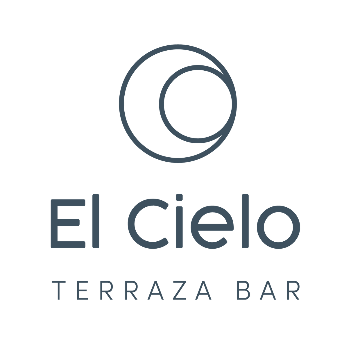 El logotipo del bar El Cielo es un cuadrado azul con una bandera dentro.