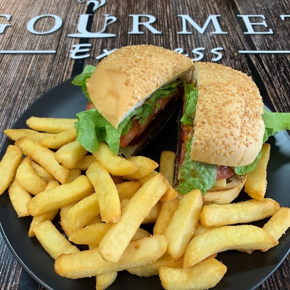 Burger and chips — Catering & Takeaway in Toowoomba, QLD