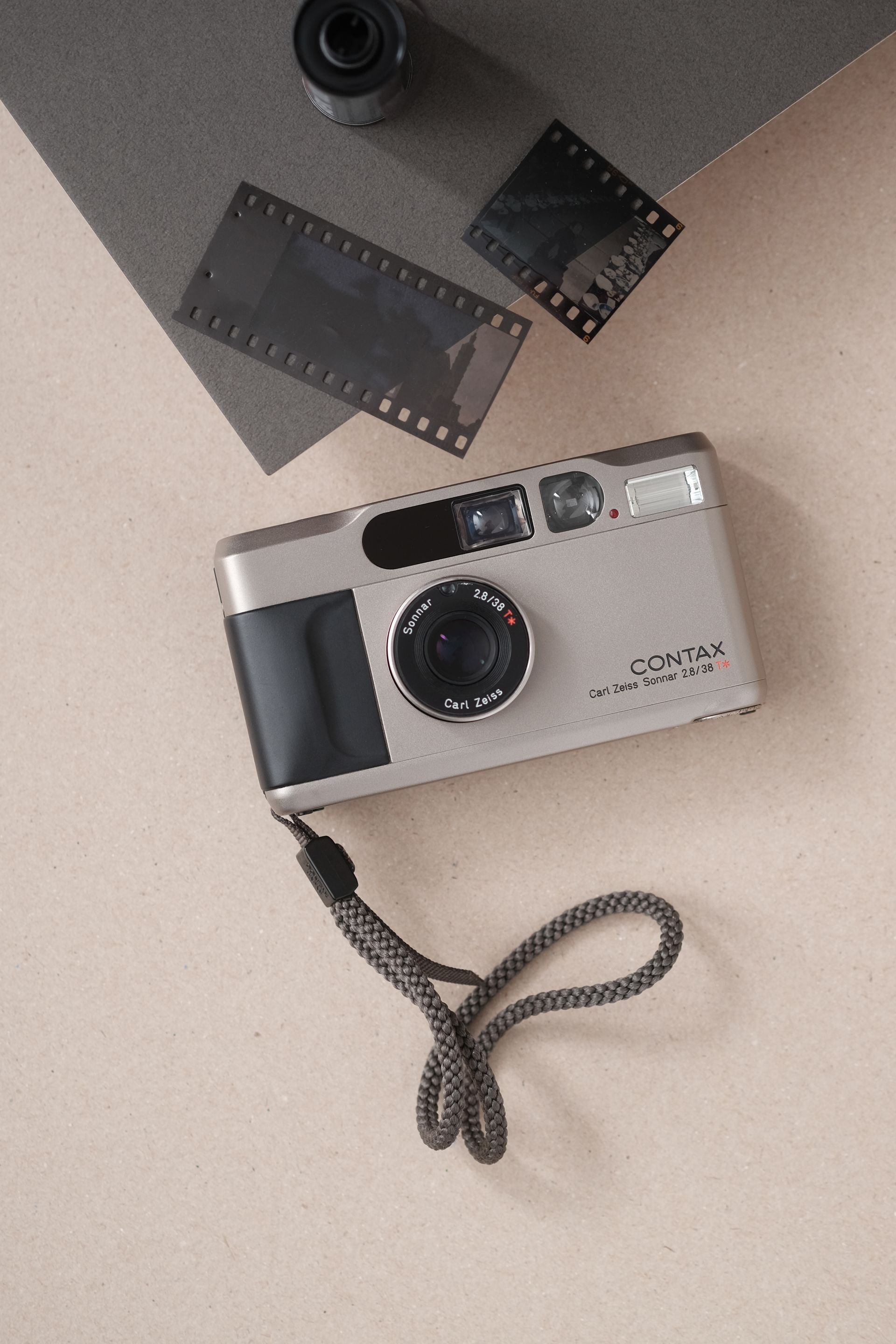 CONTAX T2