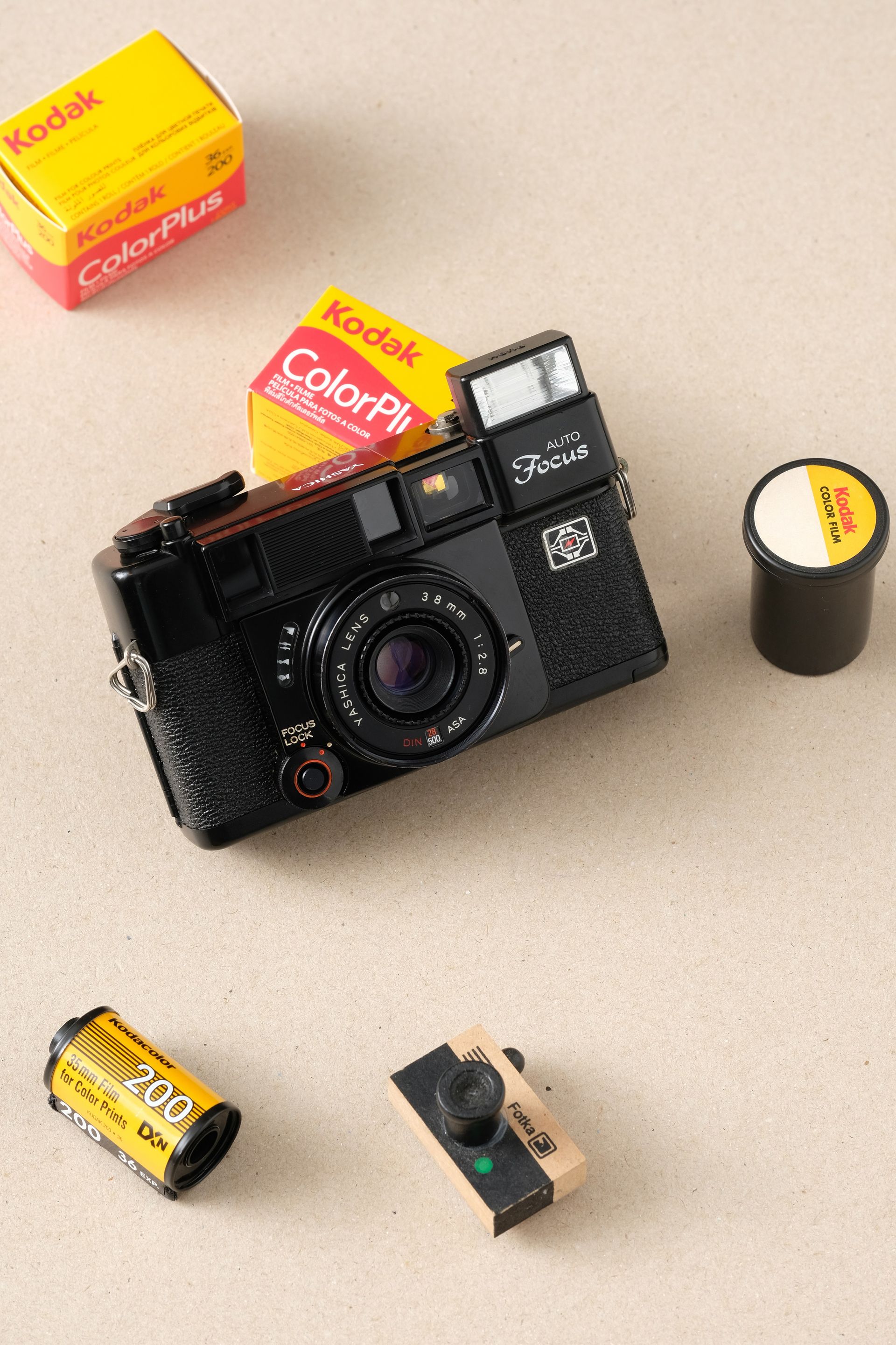 YASHICA AUTO FOCUS
