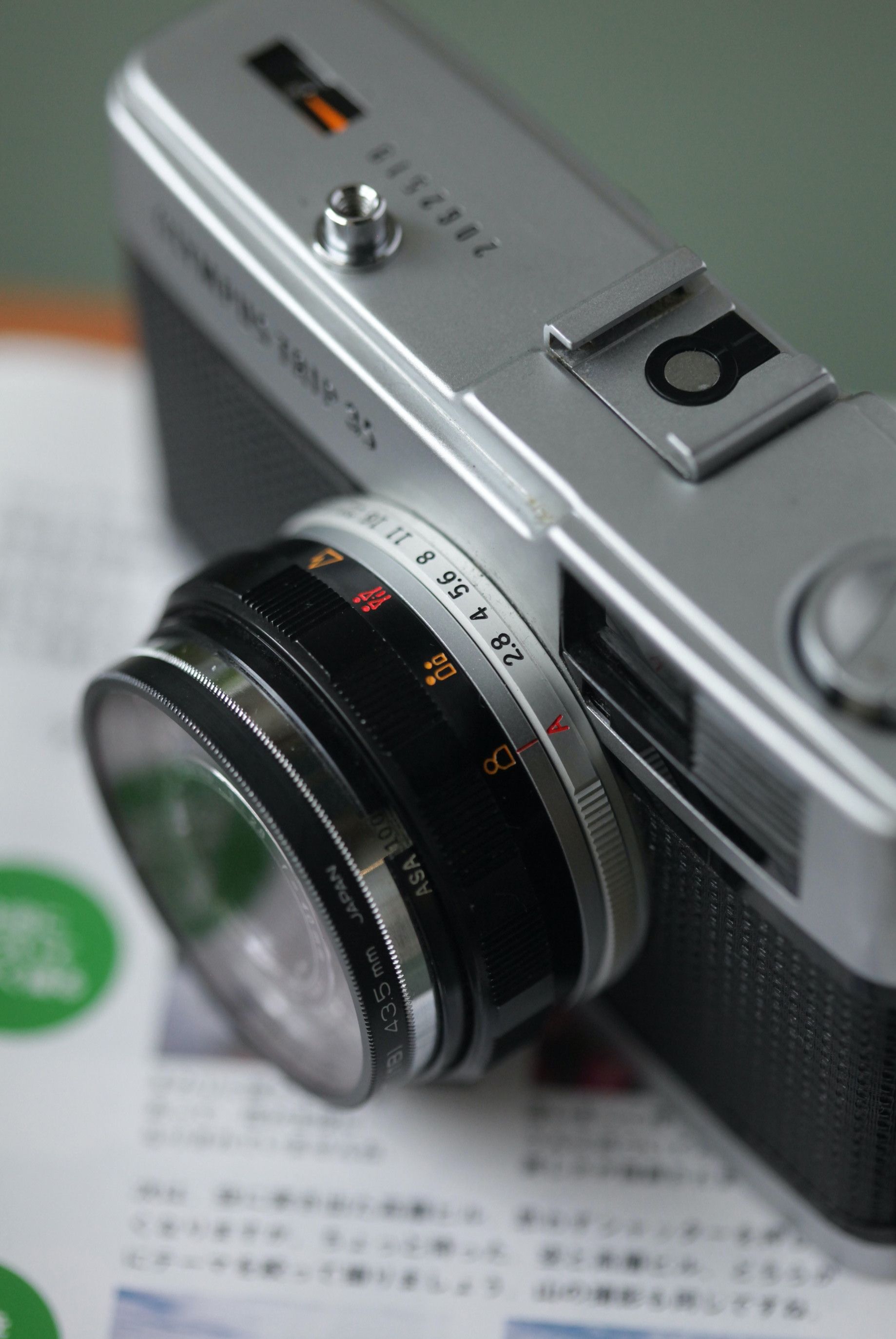 OLYMPUS TRIP 35