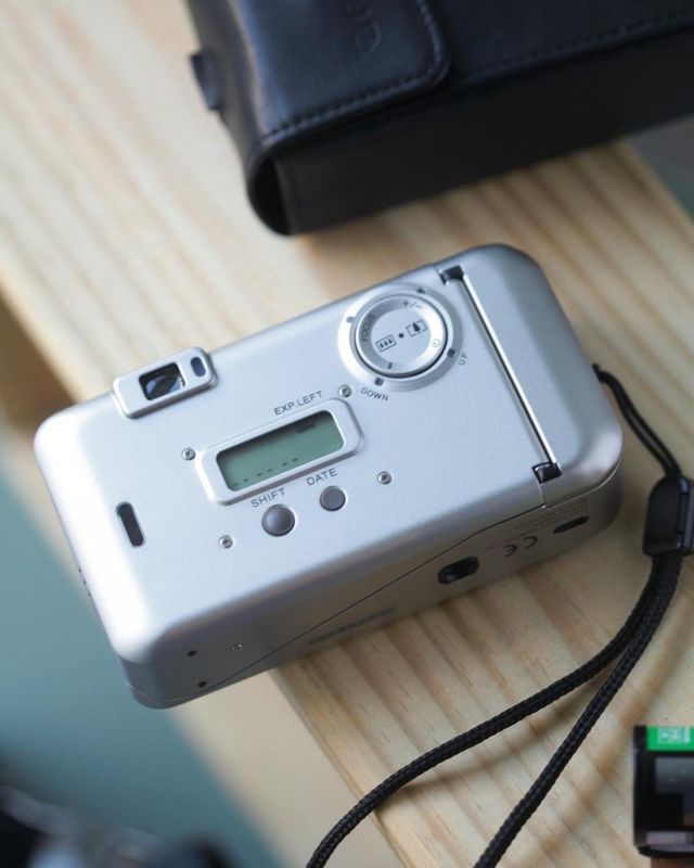 FUJIFILM CARDIA MINI TIARA ZOOM