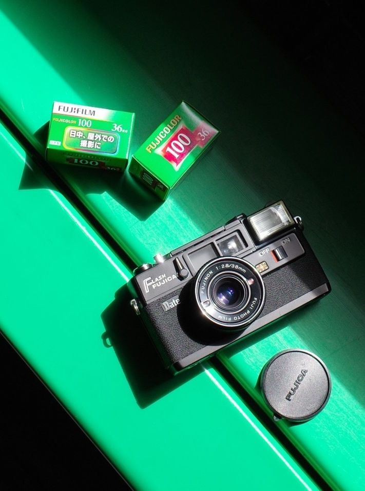 FLASH FUJICA DATE
