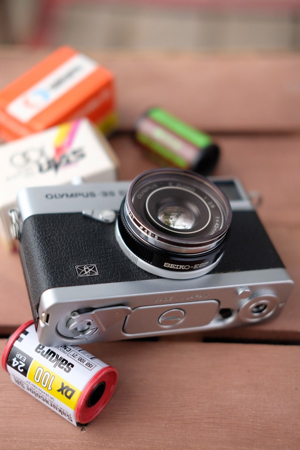 Olympus 35 EC2