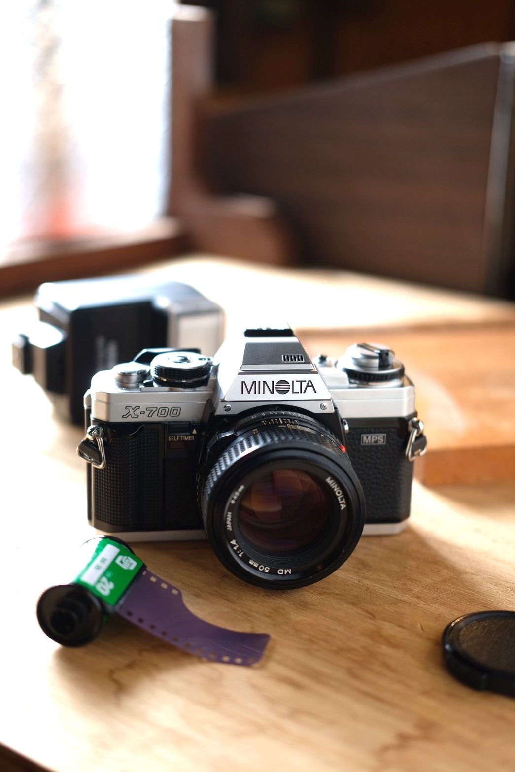MINOLTA X-700