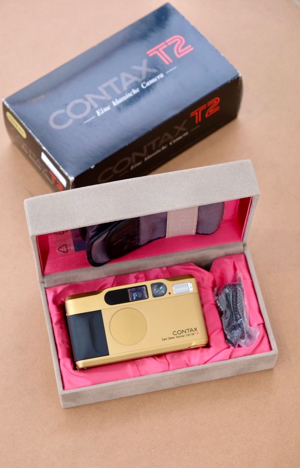 CONTAX T2 GOLD