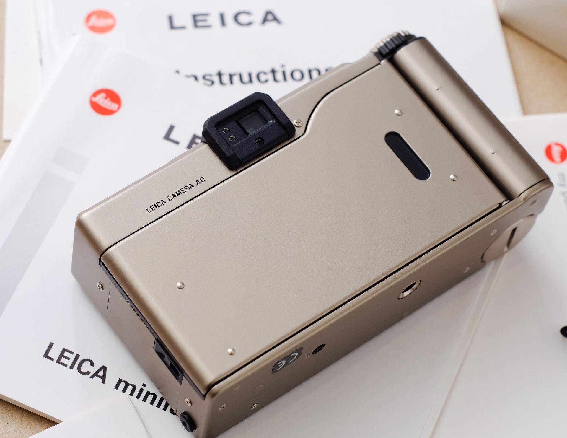 Leica Minilux Back Cover 機身背蓋(Silver) 原廠零件