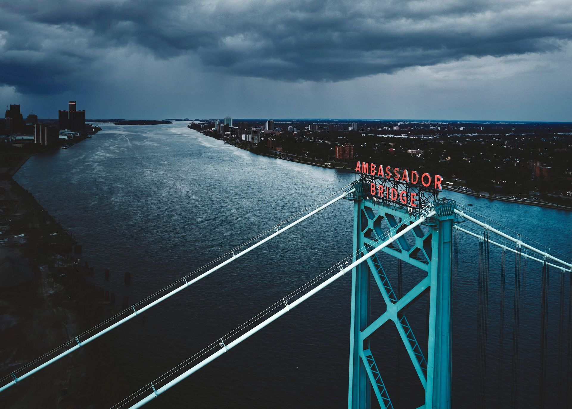 Pinnacle | Cross-Border Experts