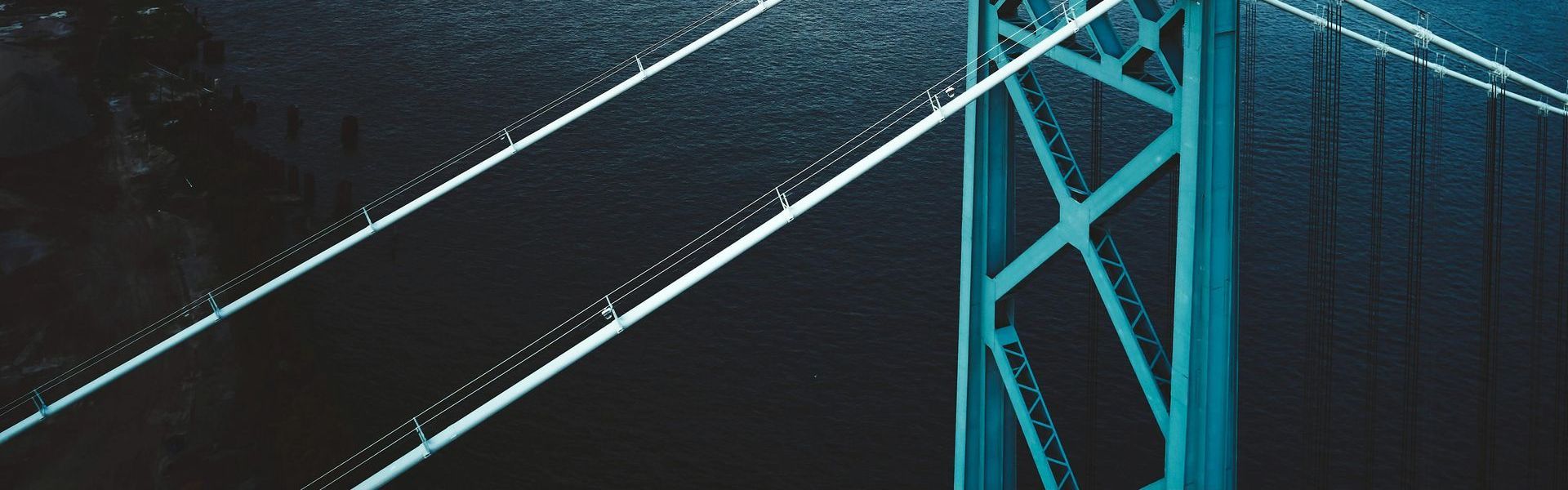 Pinnacle | Cross-Border Experts