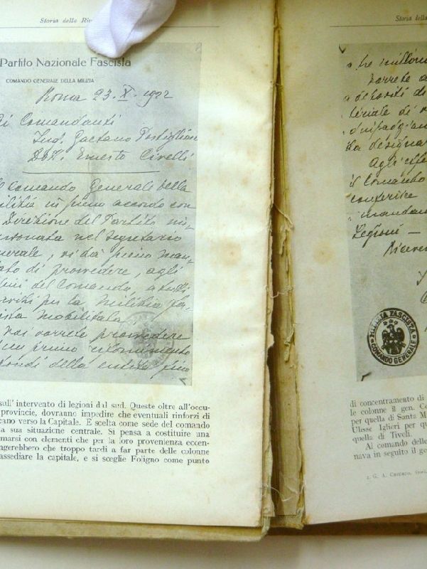 ProprietĂ privata Volume a stampa Prima del restauro